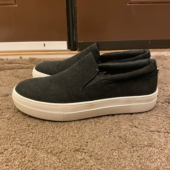 Steve Madden Slides - Picture 3 of 3